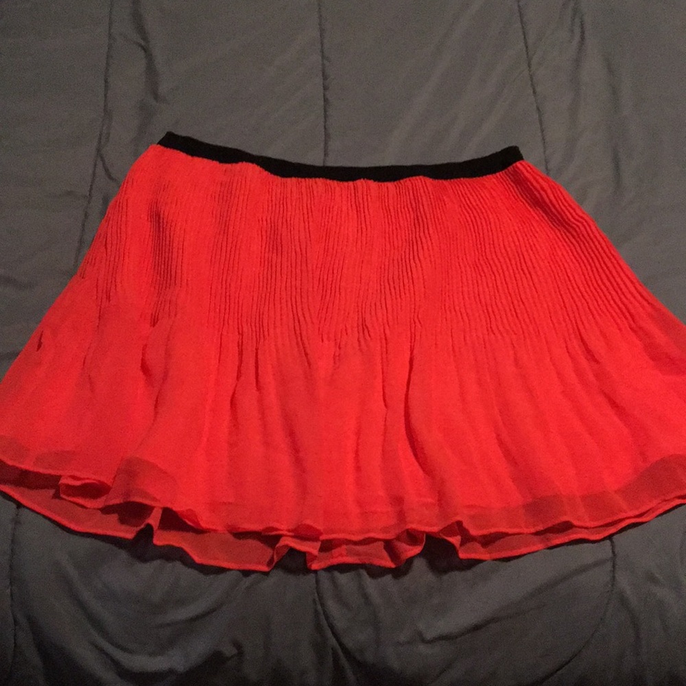 Victoria’s Secret skirt size 8